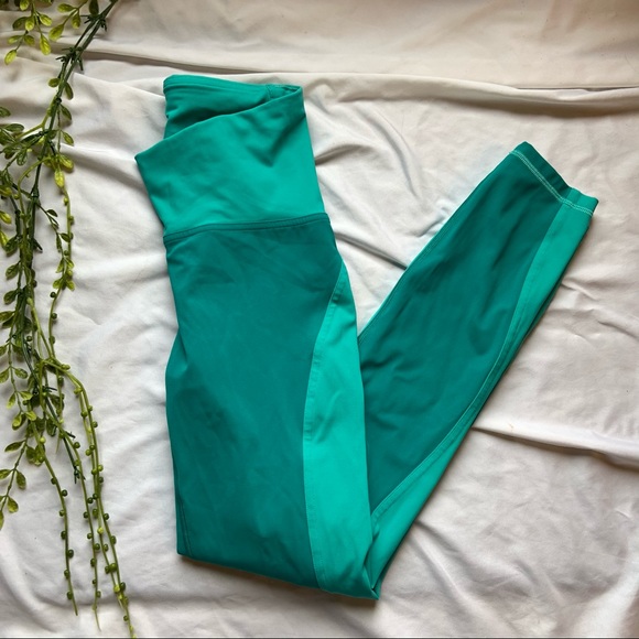 Lululemon Train Times 7/8 Spirit Green Leggings
